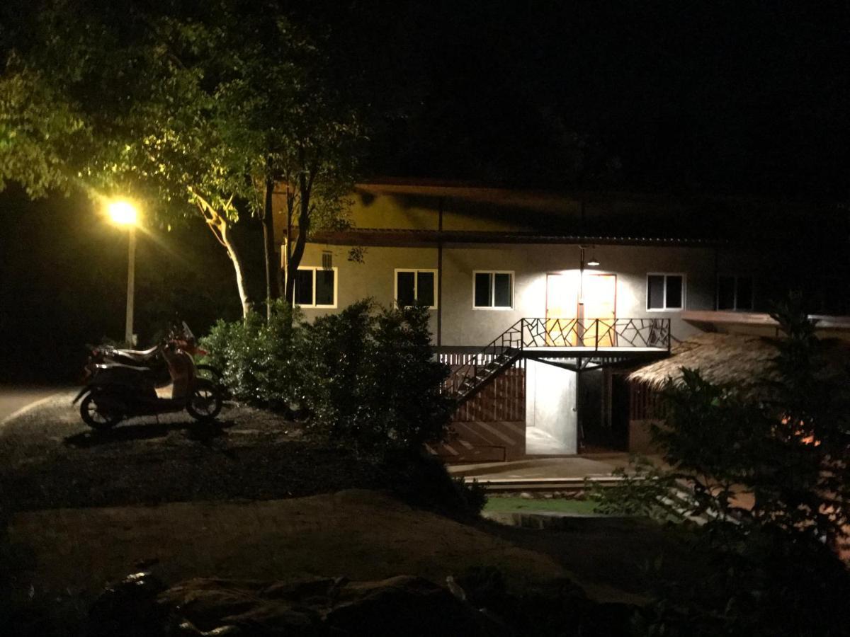 Homehostel Ко Чанг Экстерьер фото